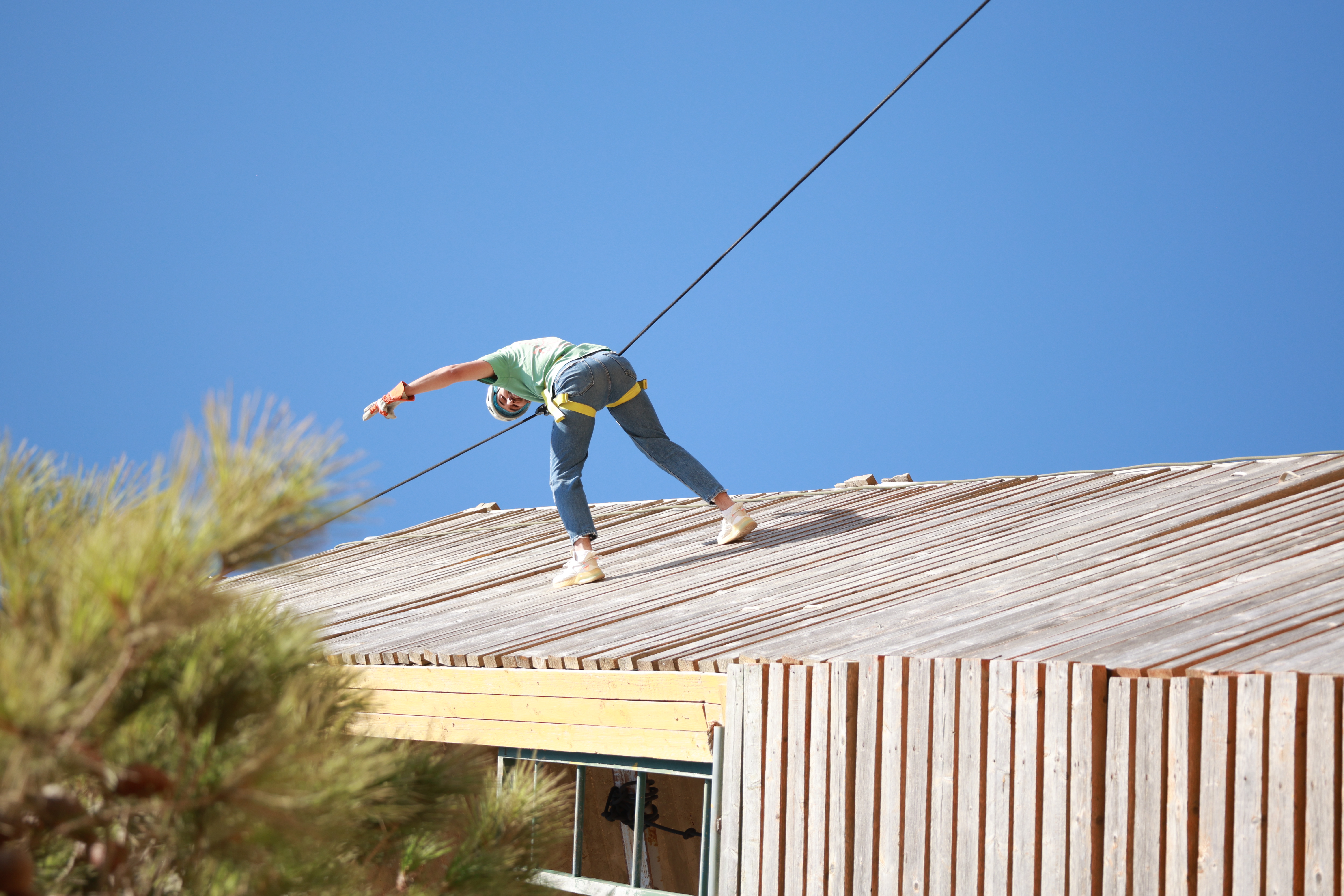 Rappelling gallery image 4